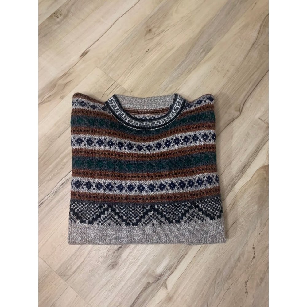 Sweater - Picture 4 of 5